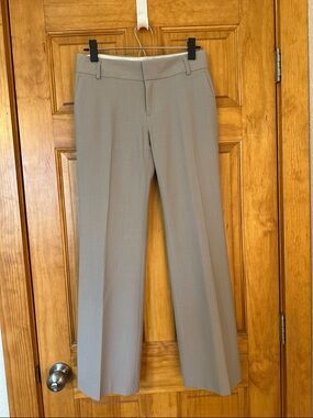 Banana Republic - The Martin Fit